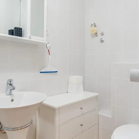 Kameja - One Bedroom With Balcony And Sea View Plavi * Donji Okrug (Ciovo)
